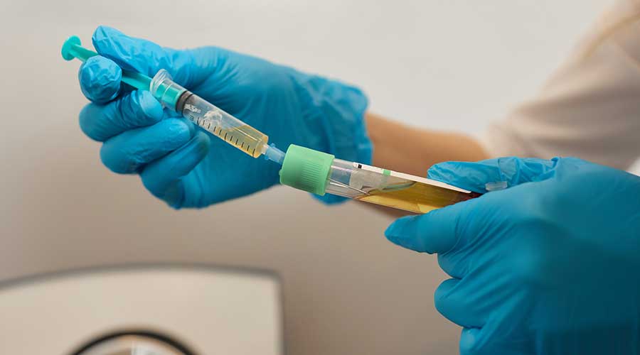 PRP và PRF là 2 liệu pháp cấy máu tự thân nổi bật của Y học tái tạo